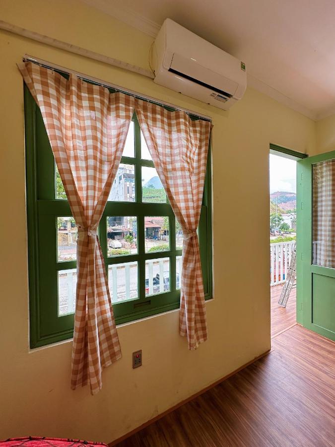 Delapong Guest House - Motorbike Tour 하 기앙 외부 사진